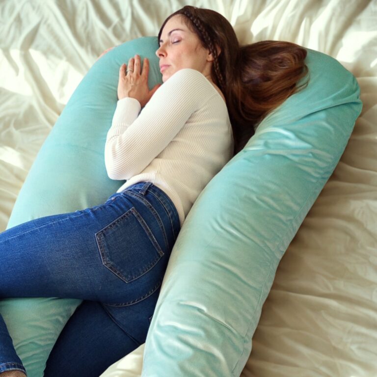 Kismama Terhes Párna Alváshoz és Oldalfekvéshez U alakú menta színű bársony 10